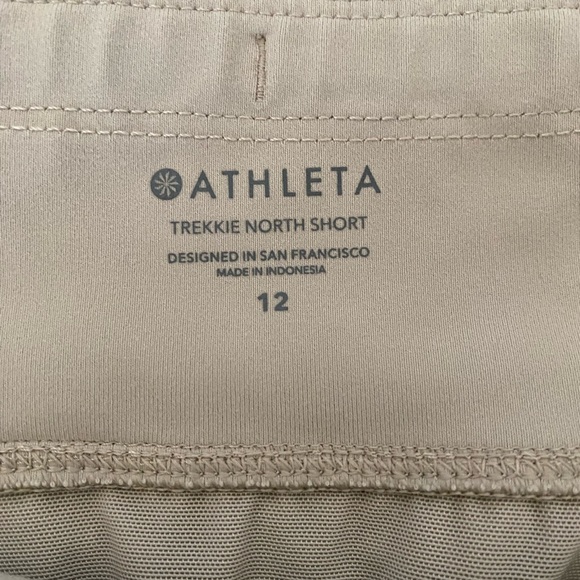 Athleta Trekkie North Short -woman’s Size12 - Picture 8 of 13